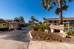 Picture of 12300 Vonn Road Unit 9205, Largo, FL 33774