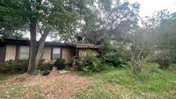 Picture of 14825 NW 42Nd Court, Reddick, FL 32686