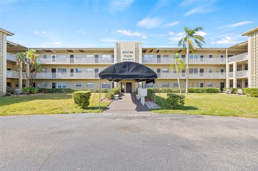 Picture of 1000 49Th Street N Unit 214, St Petersburg, FL 33710