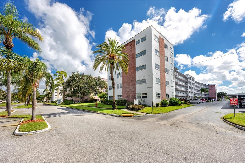 Picture of 5501 80Th Street N Unit 214, St Petersburg, FL 33709