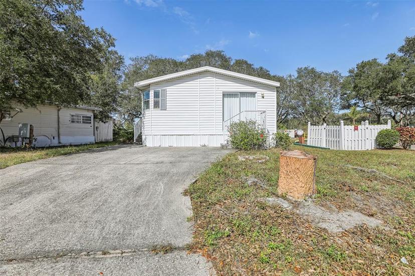 Picture of 76 Saddlebag Trail, Lake Wales FL 33898