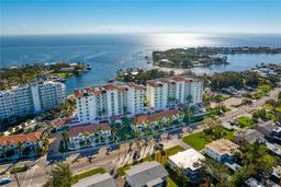 Picture of 1325 Snell Isle Boulevard Ne Unit 709, St Petersburg, FL 33704