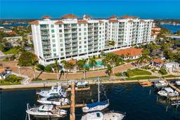 Picture of 1325 Snell Isle Boulevard Ne Unit 709, St Petersburg, FL 33704