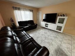 Picture of 160 Royal Palm Road Unit 214, Hialeah, FL 33016