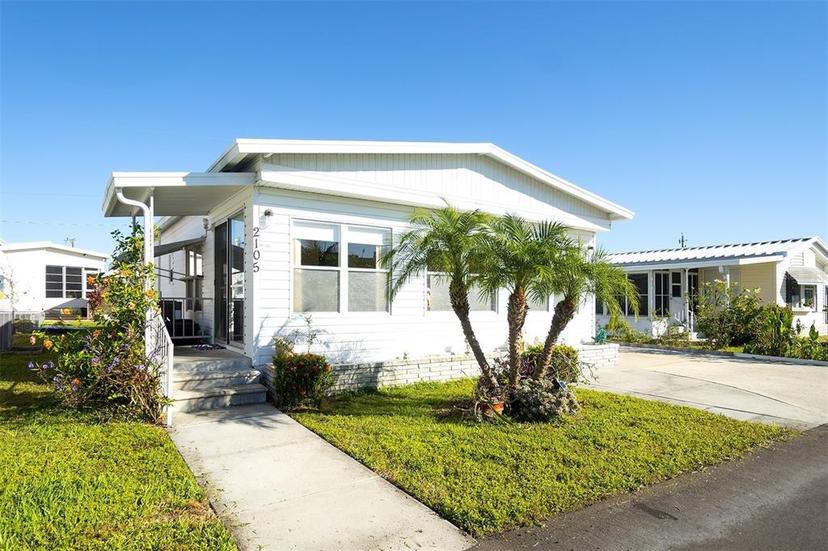 Picture of 2105 Glenwood Drive, Sarasota FL 34231