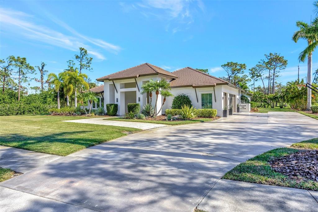 Picture of 7003 River Club Boulevard, Bradenton, FL 34202