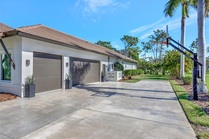 Picture of 7003 River Club Boulevard, Bradenton FL 34202