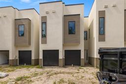 Picture of 4502 W North B Street Unit 4, Tampa, FL 33609