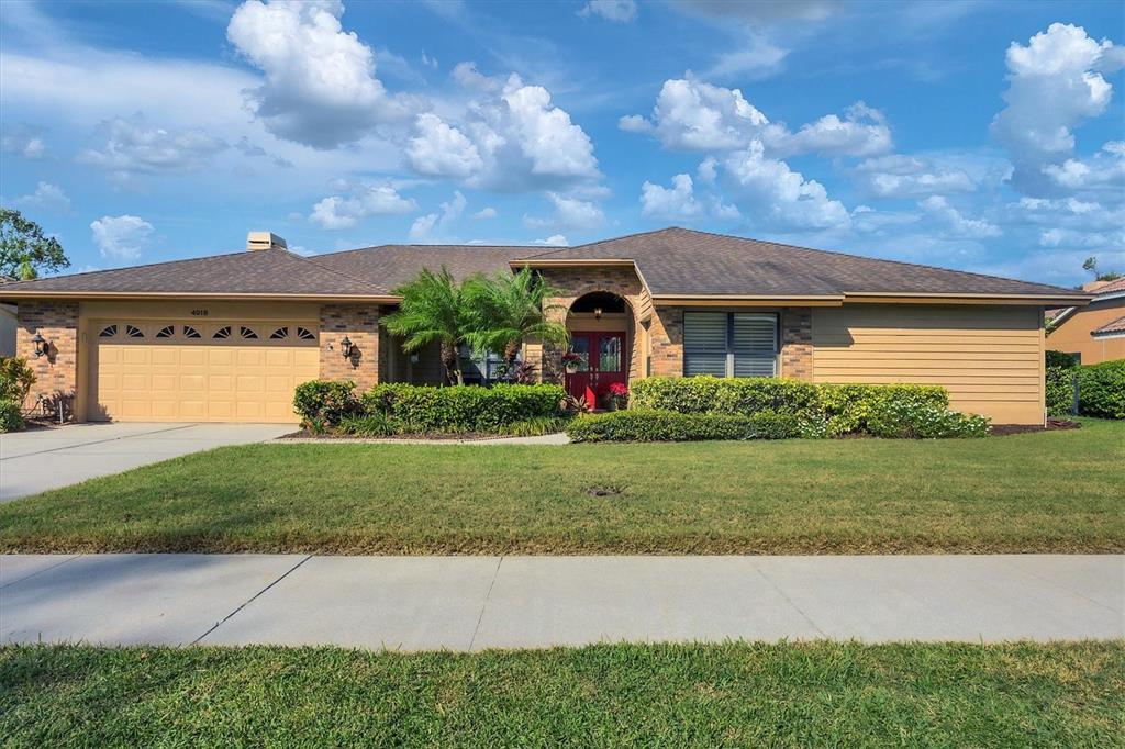 Picture of 4918 Fallcrest Circle, Sarasota, FL 34233