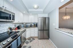 Picture of 4900 Brittany Drive S Unit 706, St Petersburg, FL 33715