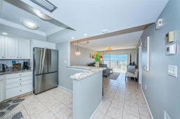 Picture of 4900 Brittany Drive S Unit 706, St Petersburg, FL 33715