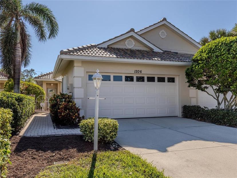 Picture of 1206 Berkshire Circle, Venice FL 34292