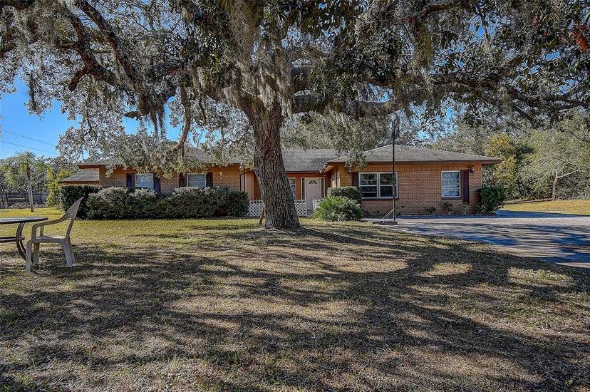 Picture of 10525 Hilltop Drive, New Port Richey FL 34654