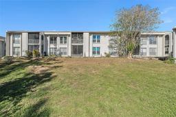 Picture of 2625 State Road 590 Unit 2413, Clearwater, FL 33759