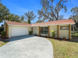 Picture of 538 Duchess Court, Lakeland, FL 33803