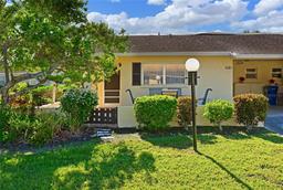 Picture of 390 301 Boulevard W Unit 30D, Bradenton, FL 34205