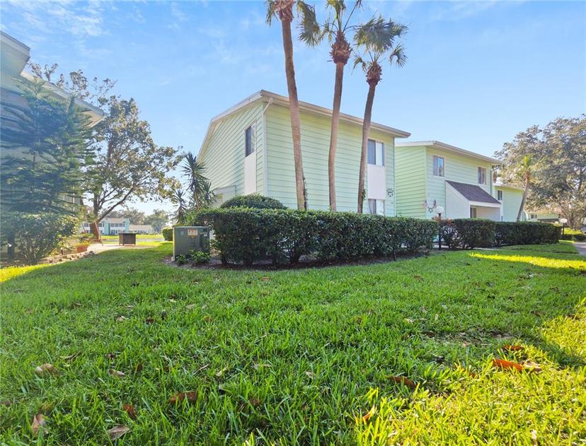 Picture of 519 Midway Drive Unit B, Ocala FL 34472