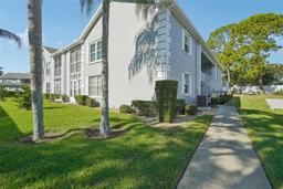 Picture of 12125 Spartan Way Unit 203, Hudson, FL 34667