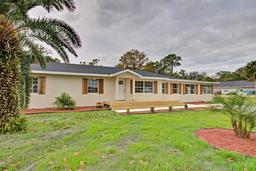 Picture of 1518 Lakeside Drive, Deland, FL 32720