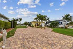 Picture of 8503 SW Sand Crane Circle, Arcadia, FL 34269