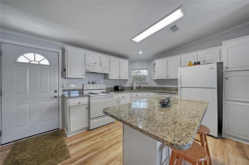 Picture of 4300 Riverside Drive Unit 106, Punta Gorda FL 33982