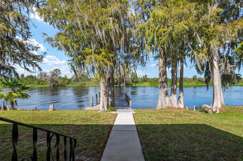 Picture of 4141 W Ridge Ln, Dunnellon FL 34433