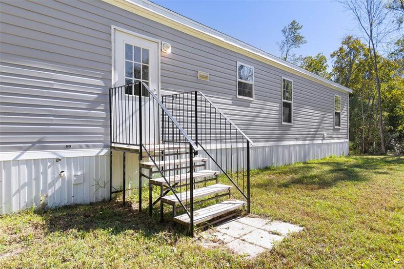 Picture of 1328 County Road 305, Bunnell FL 32110