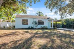 Picture of 3918 W Fig Street, Tampa, FL 33609