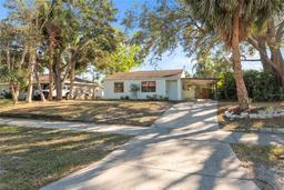 Picture of 3918 W Fig Street, Tampa, FL 33609