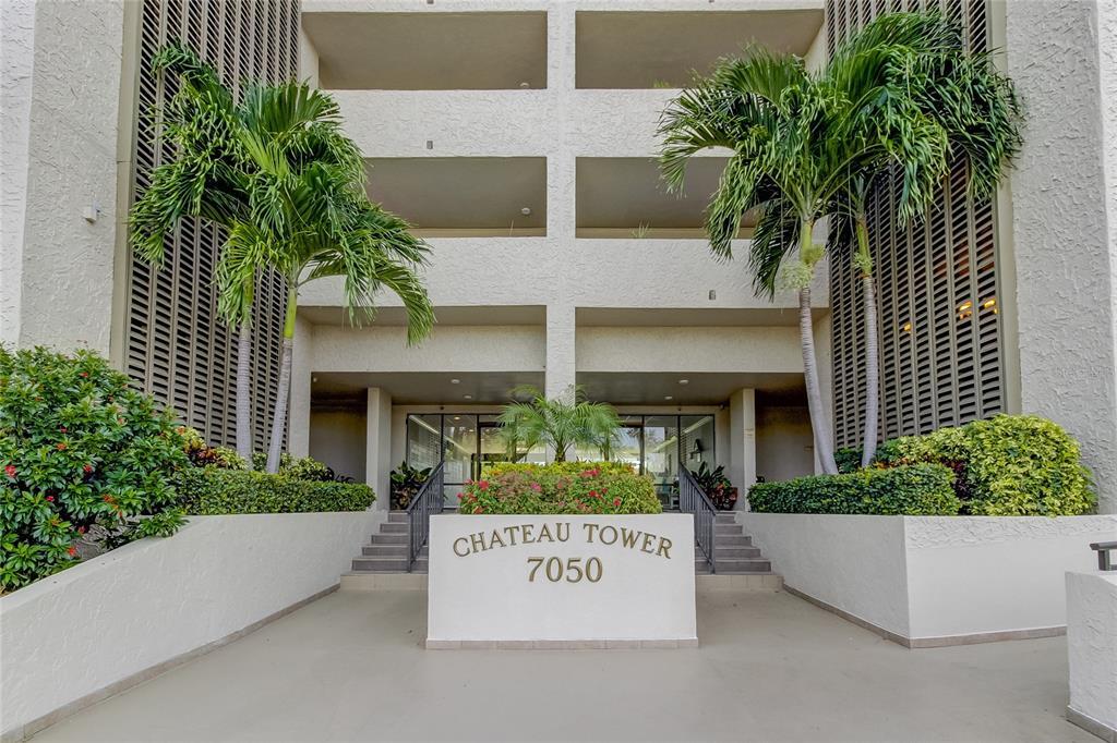 Picture of 7050 Sunset Drive S Unit 405, South Pasadena, FL 33707