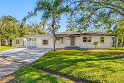 Picture of 4901 W Bartlett Drive, Tampa, FL 33603