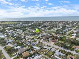 Picture of 842 Nokomis Avenue S, Venice, FL 34285