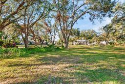 Picture of 10128 Alafia Street, Gibsonton, FL 33534