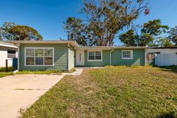 Picture of 4211 Shore Acres Boulevard Ne, St Petersburg, FL 33703