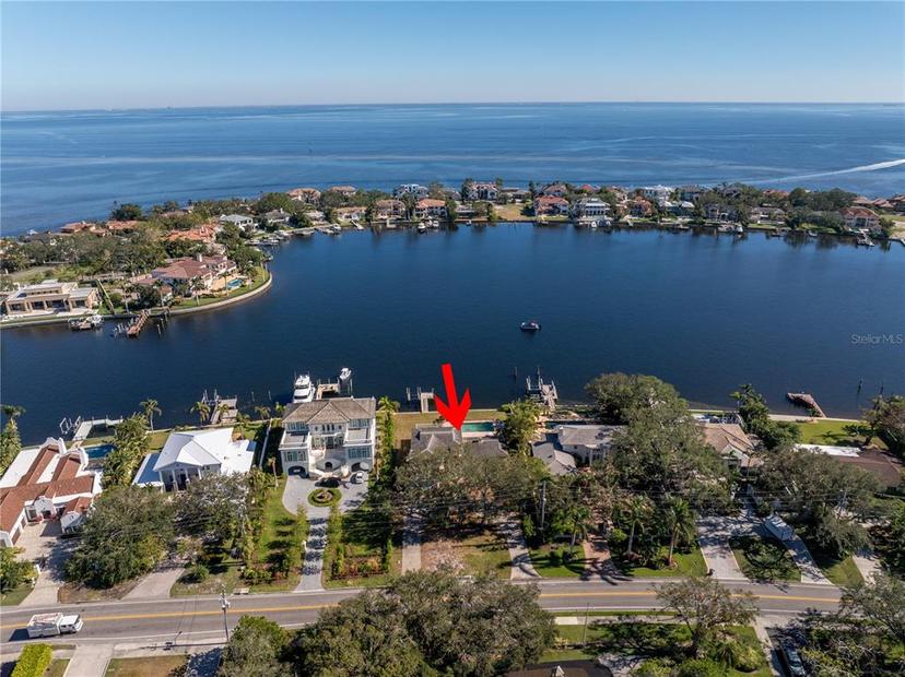 Picture of 1241 Snell Isle Boulevard Ne, St Petersburg FL 33704