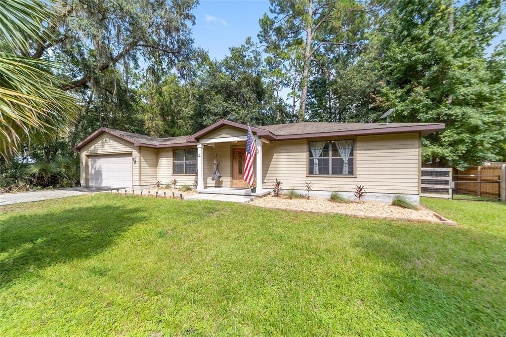 Picture of 115 NE Evans Ct Street, Micanopy, FL 32667