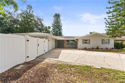 Picture of 10744 Drummond Road, Tampa, FL 33615