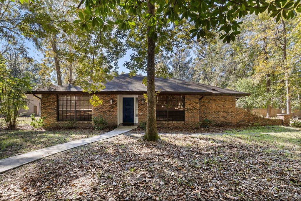 Picture of 5922 NW 57Th Way, Gainesville, FL 32653