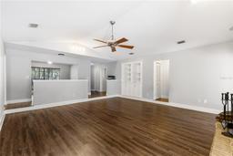 Picture of 5922 NW 57Th Way, Gainesville, FL 32653