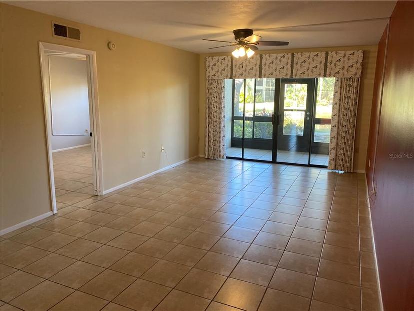 Picture of 435 30Th Avenue W Unit D103, Bradenton FL 34205