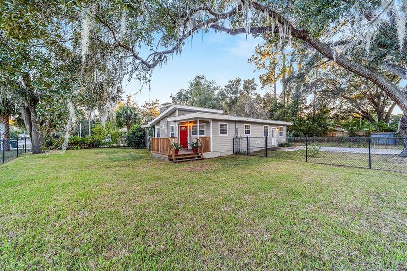 Picture of 208 SE 32Nd Avenue, Ocala FL 34471