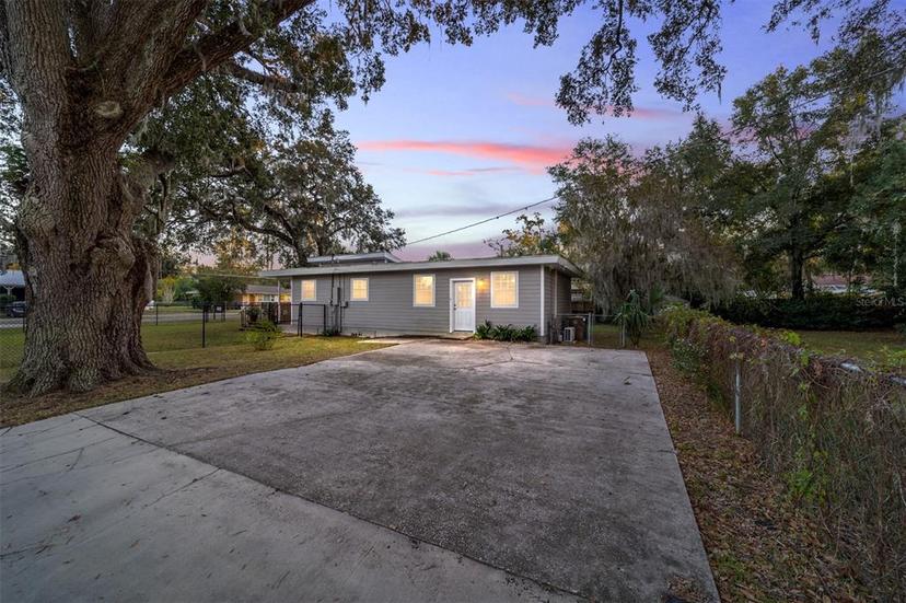 Picture of 208 SE 32Nd Avenue, Ocala FL 34471