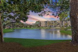 Picture of 6188 80Th Street N Unit 303, St Petersburg, FL 33709