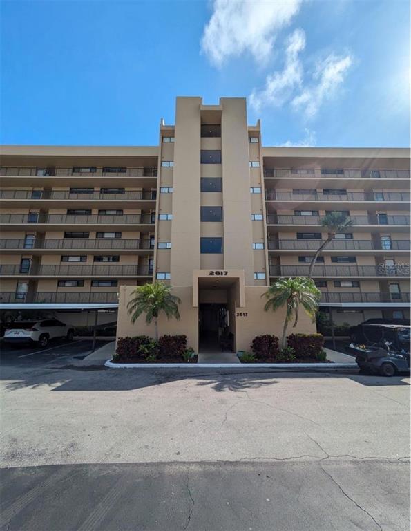 Picture of 2617 Cove Cay Drive Unit 505, Clearwater, FL 33760