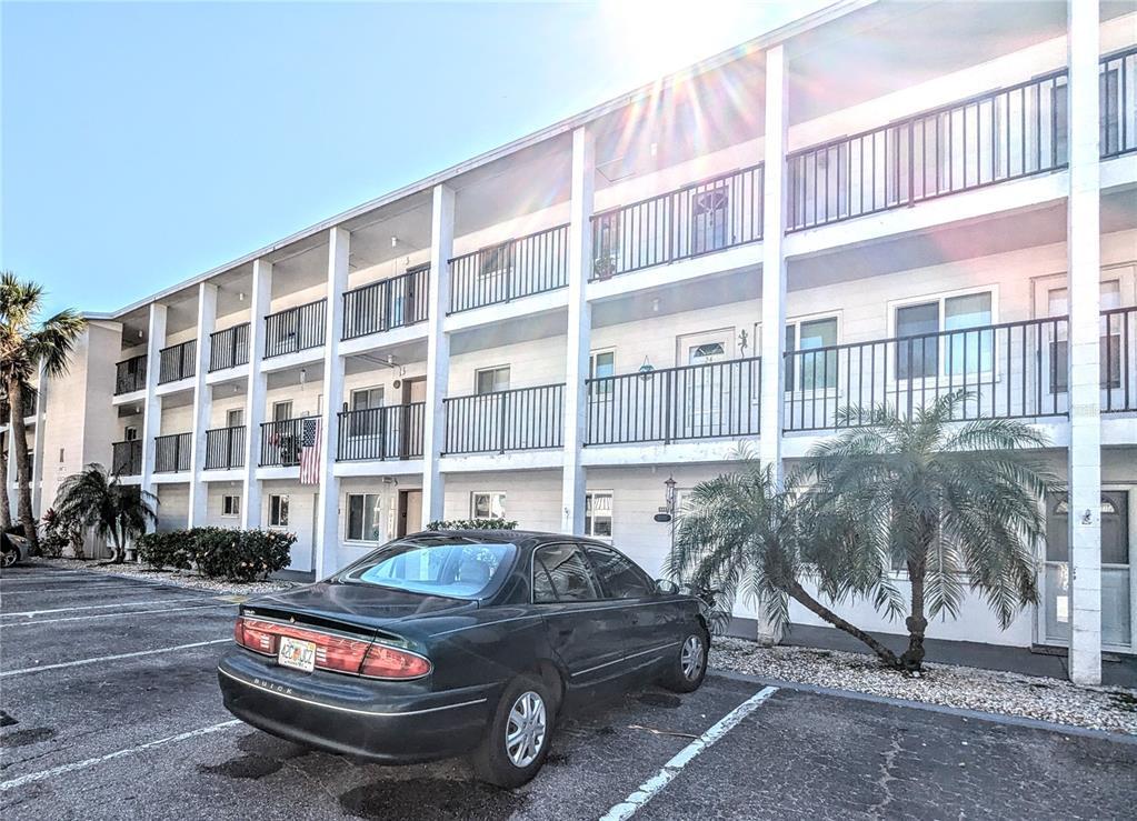 Picture of 2050 Canal Drive Unit K3, Bradenton, FL 34207