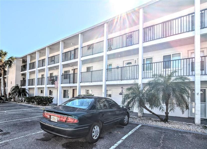 Picture of 2050 Canal Drive Unit K3, Bradenton FL 34207