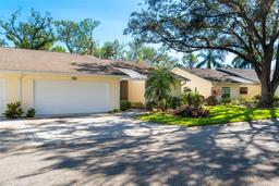 Picture of 4279 Oakhurst Circle E Unit 3044, Sarasota, FL 34233