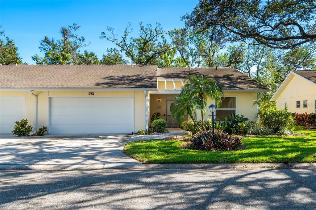 Picture of 4279 Oakhurst Circle E Unit 3044, Sarasota, FL 34233