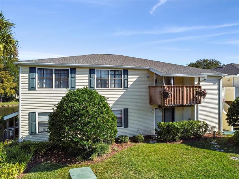 Picture of 129 Camphor Circle Unit F, Oldsmar FL 34677