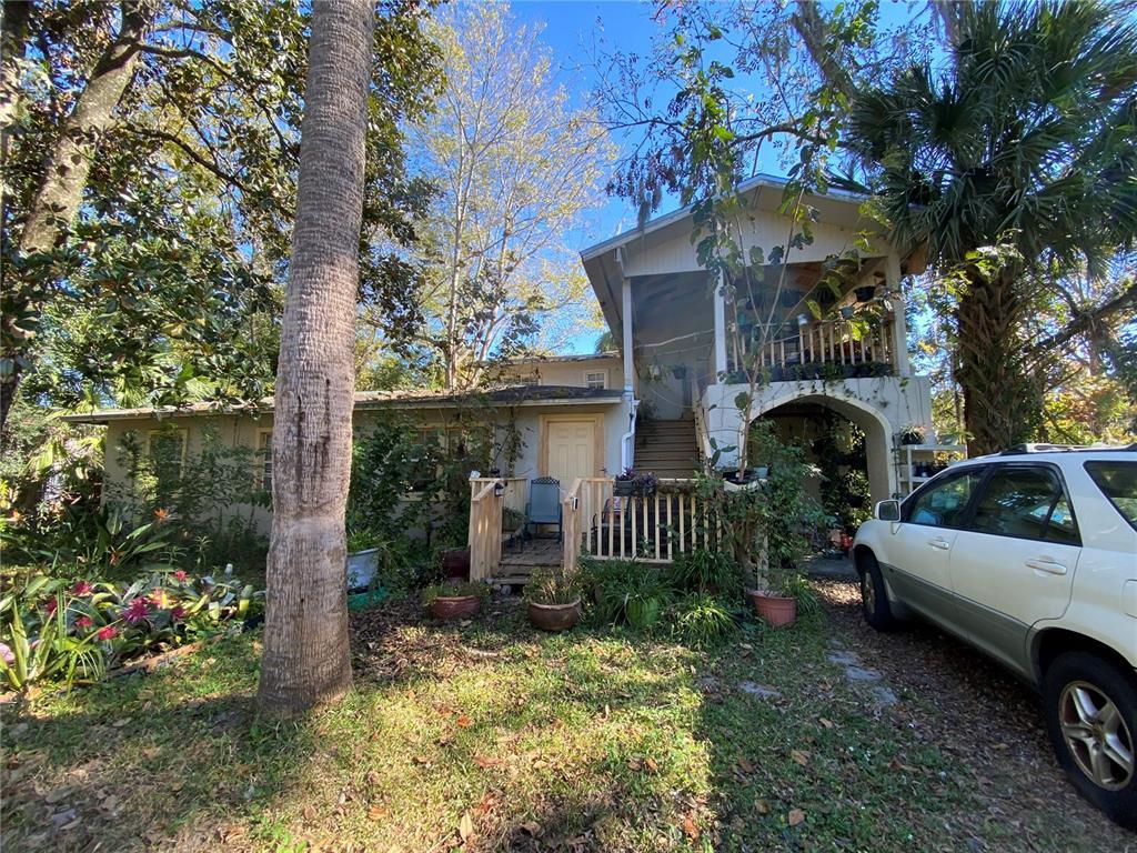 Picture of 821 NE 22Nd Terrace, Gainesville, FL 32641